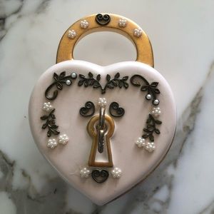 Vintage Gold and Cream Heart Lock Decor